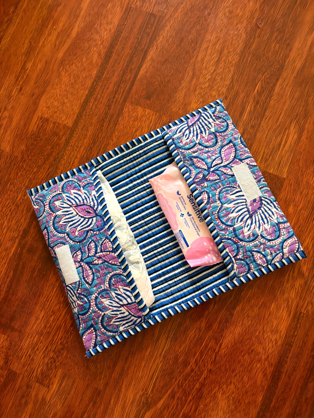 On-the-go Nappy & Wipes Wallet - Blue